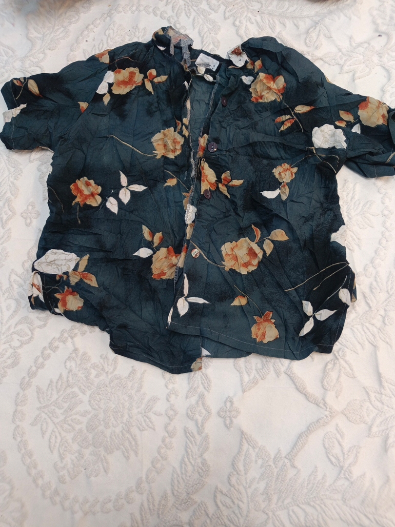 Nu-Look Floral Button-Up Shirt