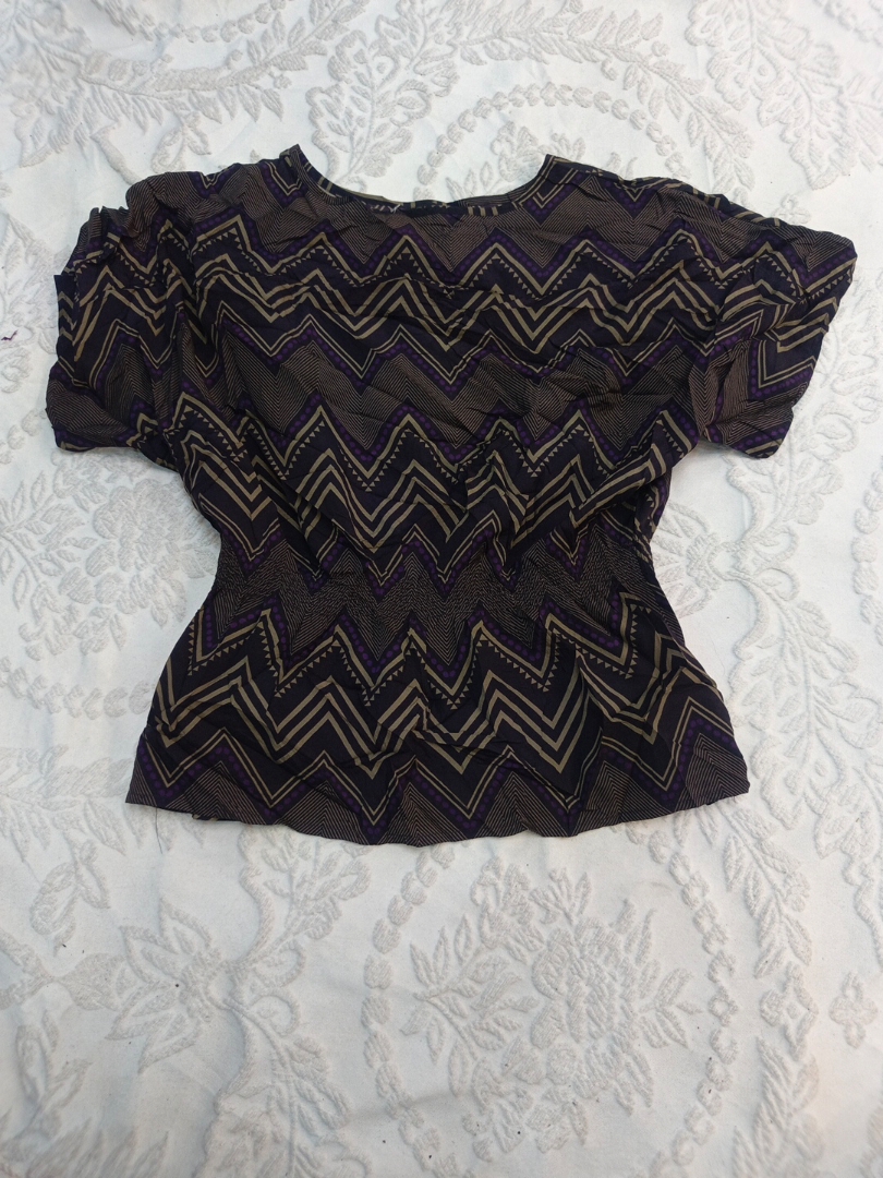 Blouse with Zig Zag Pattern