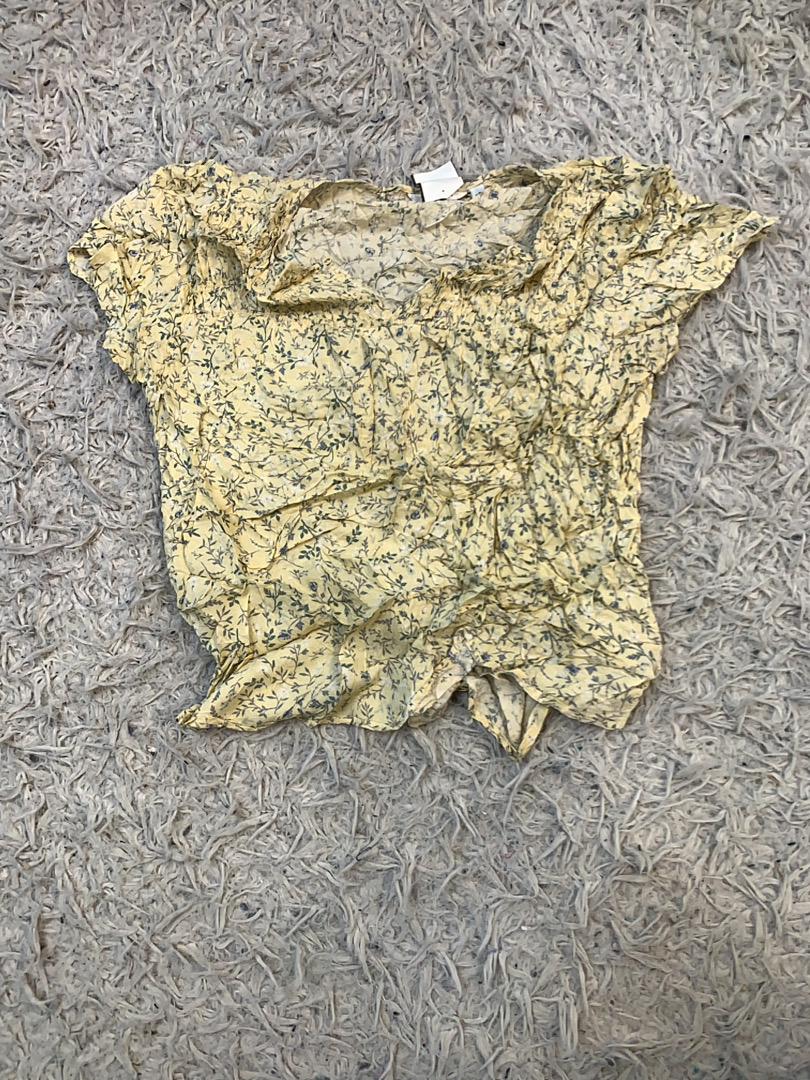 ウィメンズブラウス