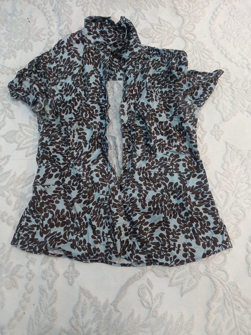 Blouse à motif floral