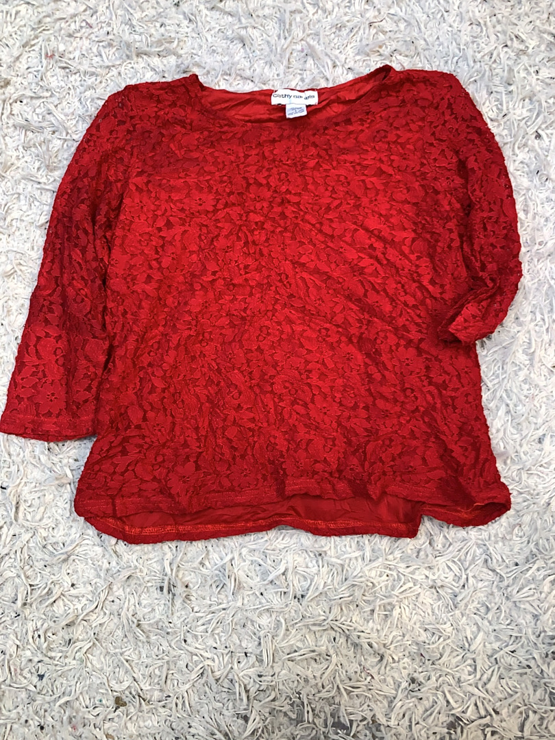 Top en dentelle rouge