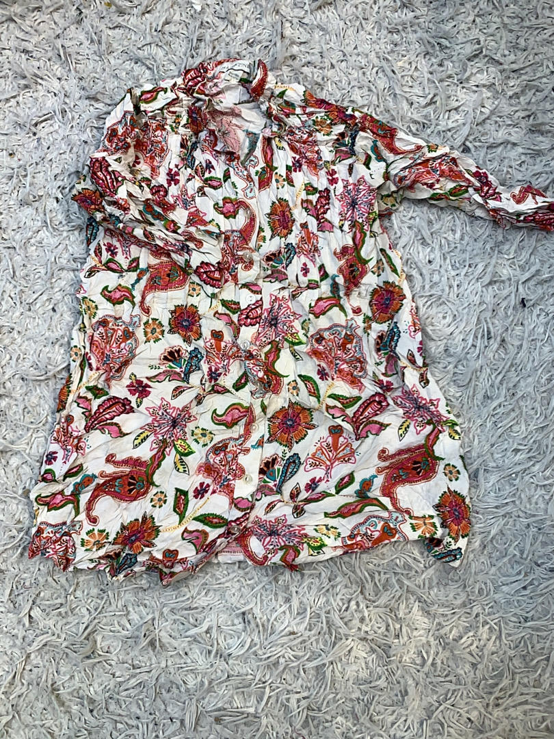 Blouse with Floral Pattern