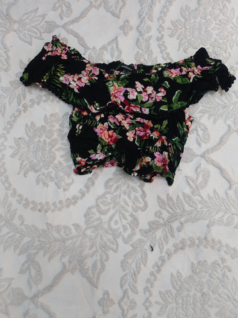 Women's Floral Off-The-Shoulder Top