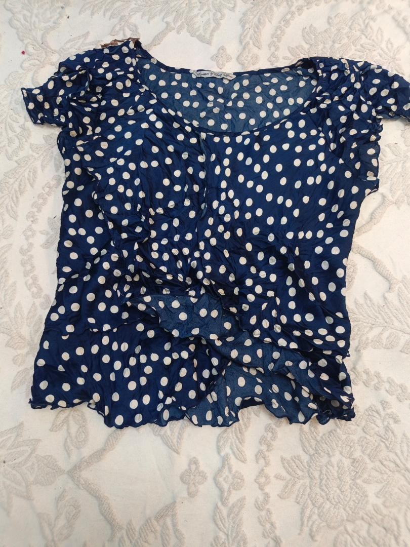 Top à pois bleus