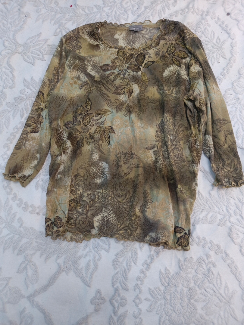 ブラウンフローラルブラウス