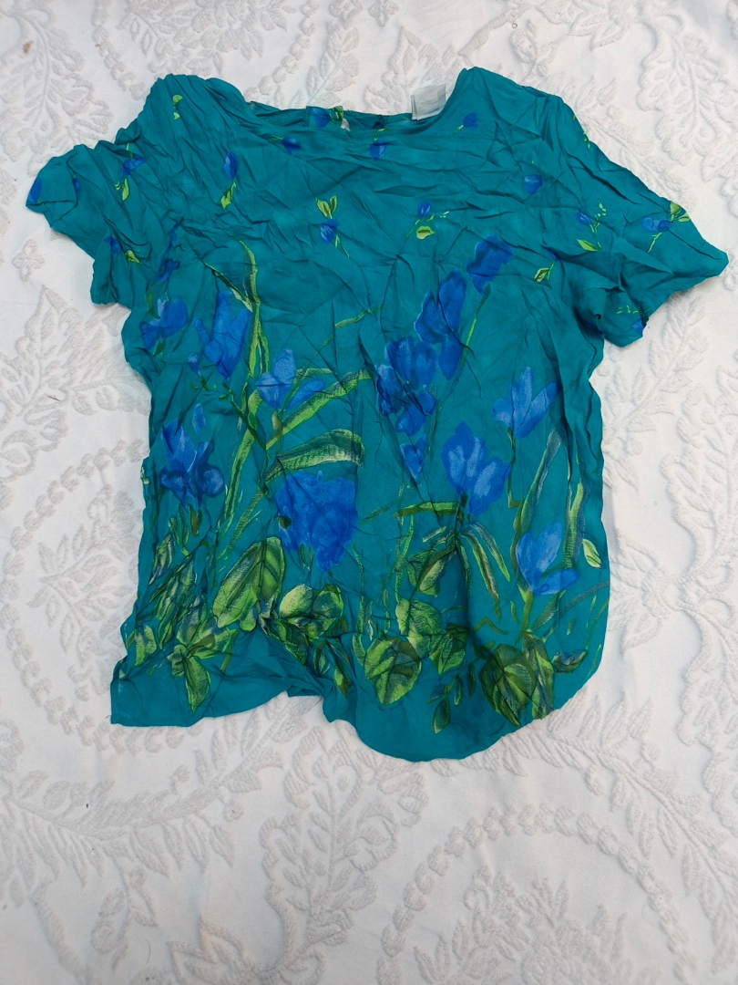 「Studio C Classic Collection Blouse」