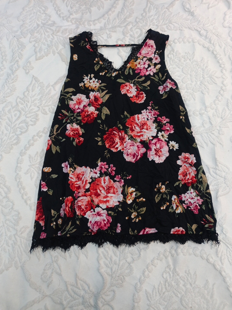 Blusa Floral Fé e Alegria