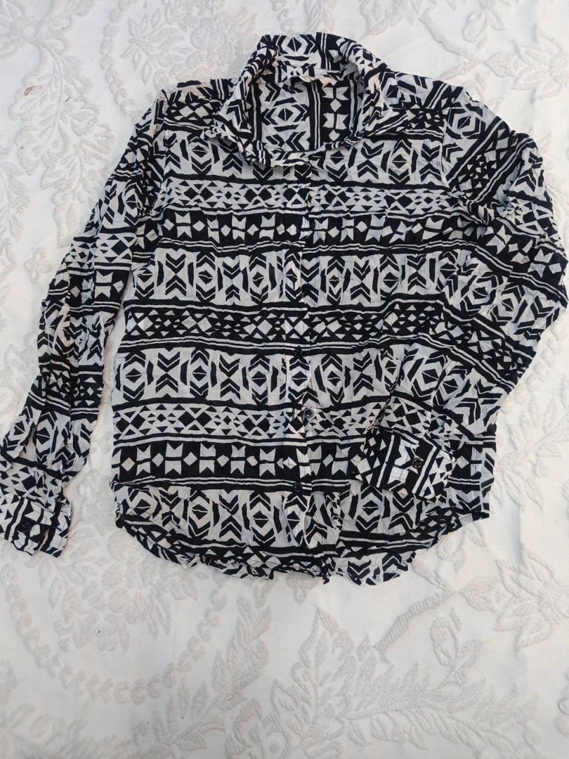 Jones New York Sport Geometric Patterned Top