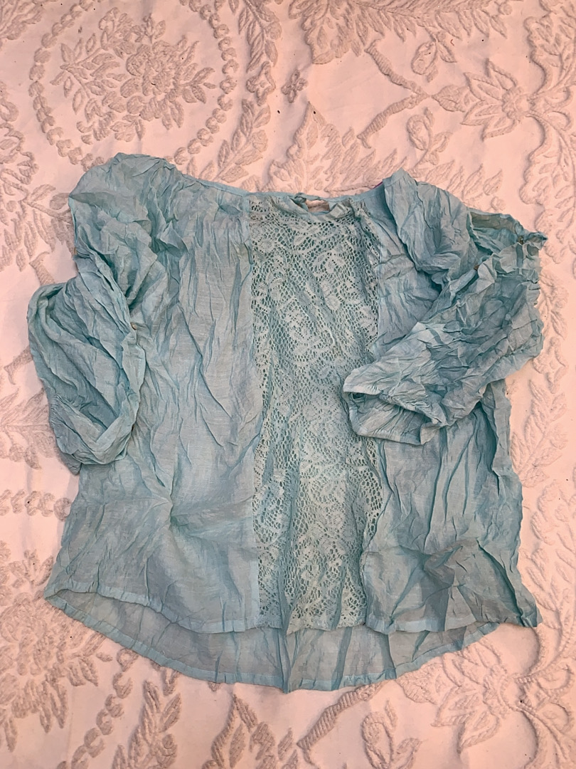 No Boundaries ライトブルー ブラウス