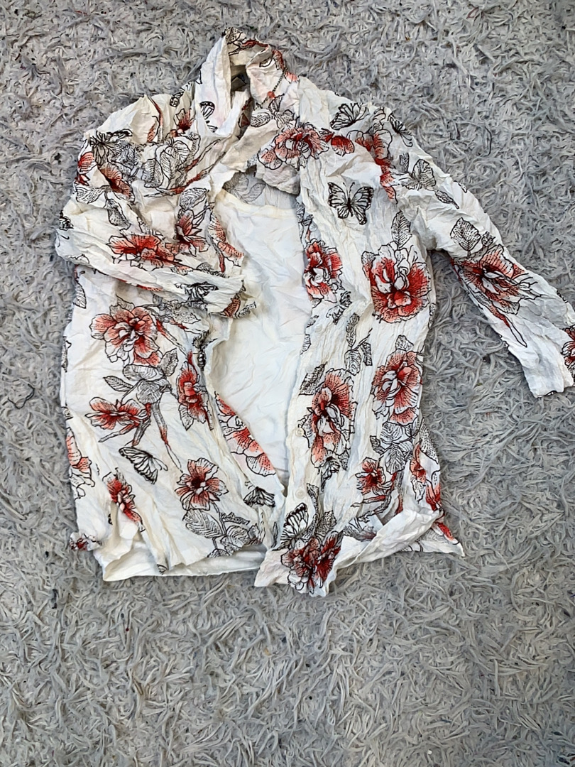 クロフト＆バローフローラルブラウス