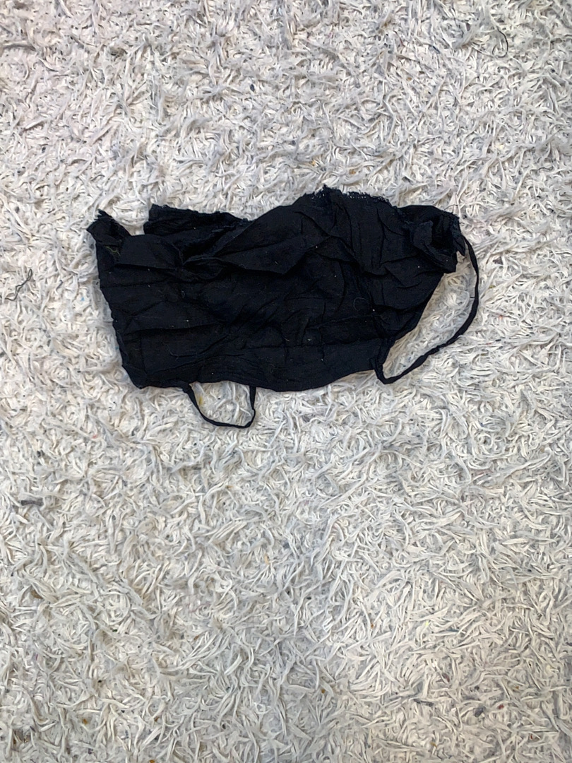 Schwarzes Spitzenoberteil