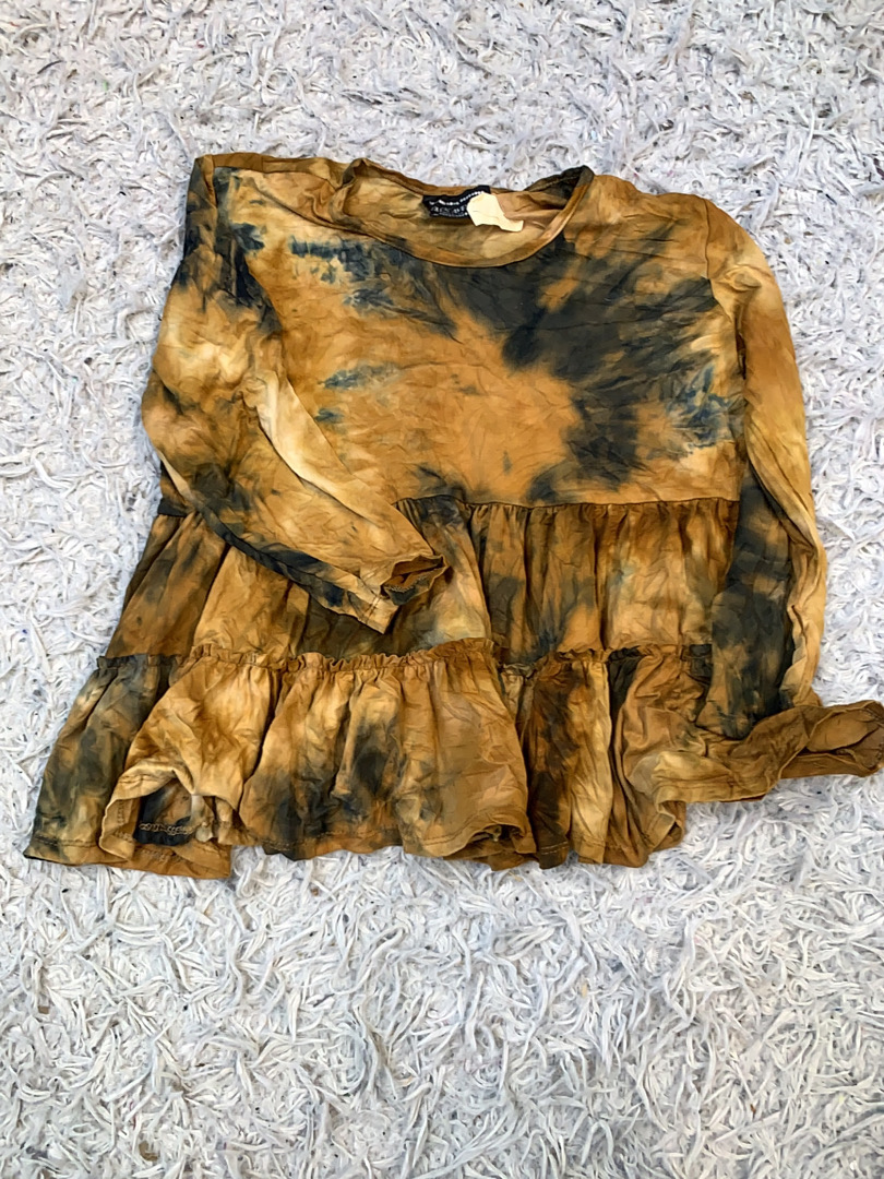 ブラウンタイダイブラウス