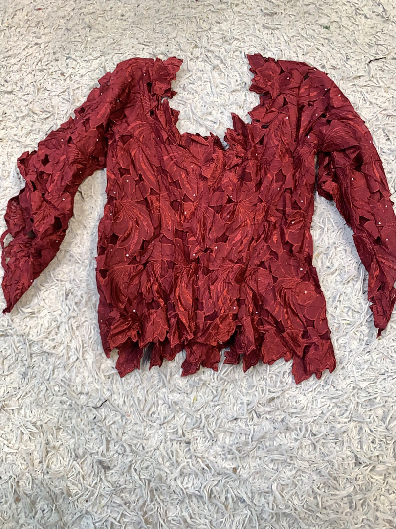 レッドフローラルトップ