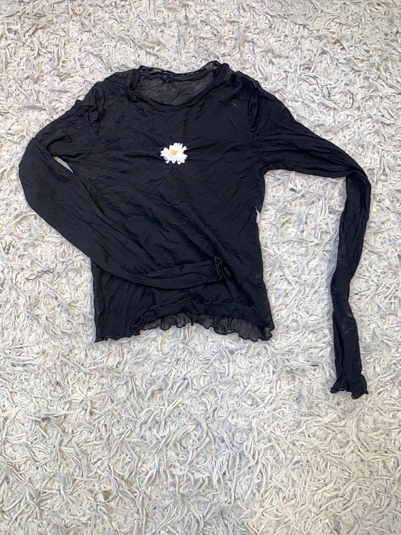 Top transparent noir à manches longues