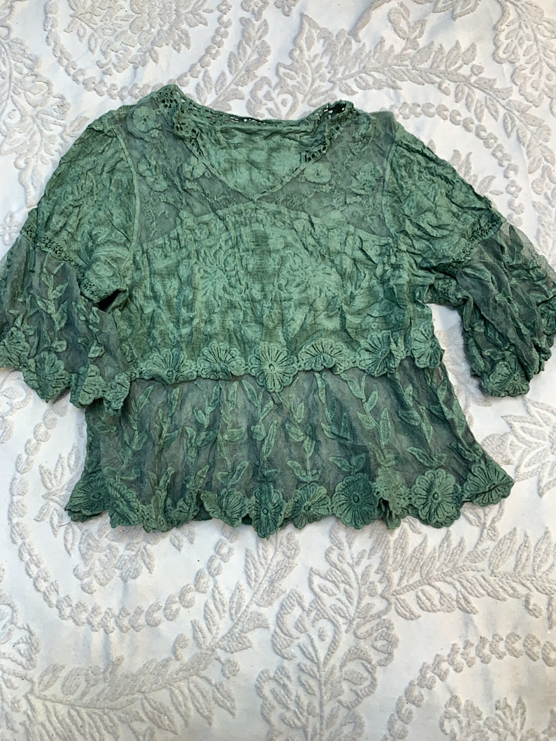 L'ensemble de hauts en dentelle et crochet 13 pièc..