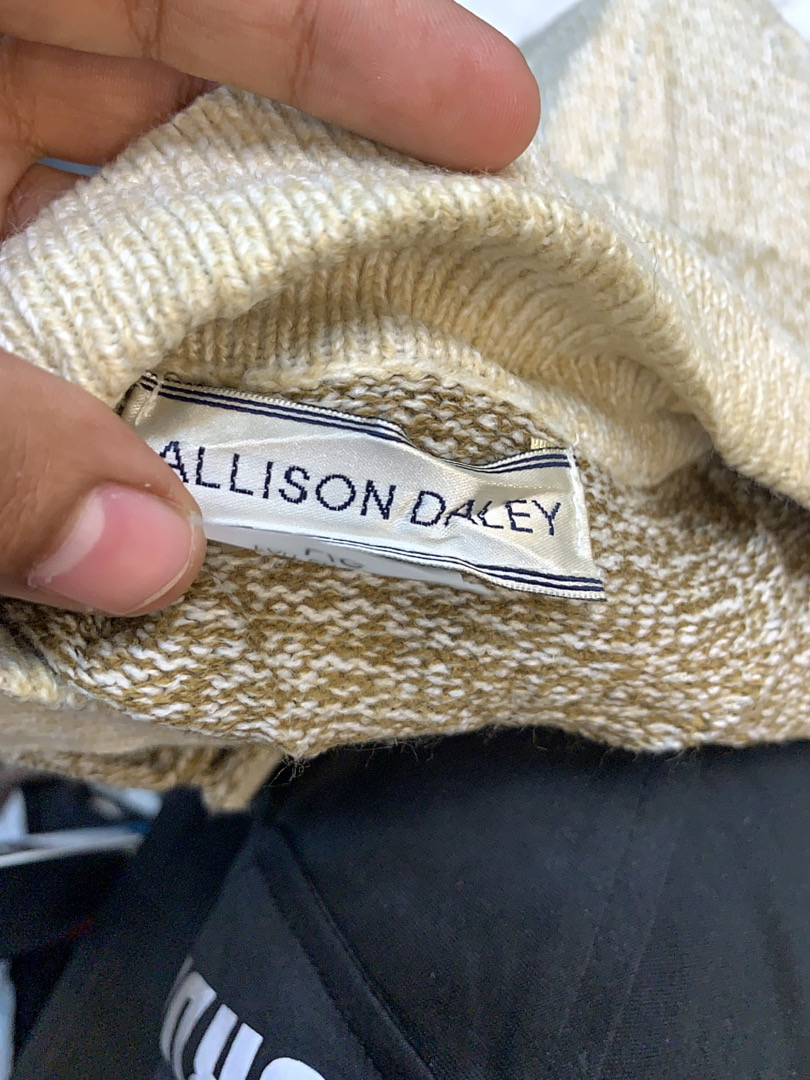 Pacchetto di cardigan di design - 10 pezzi Allison..