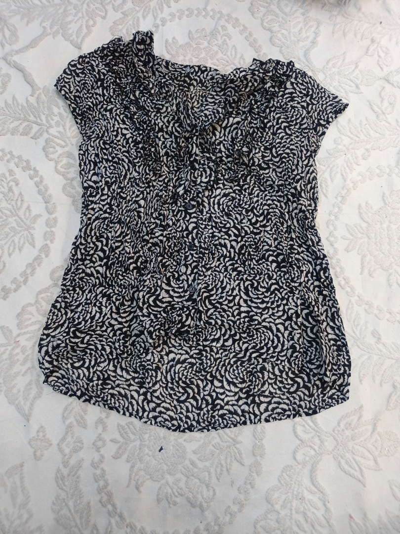 Printed Ruffle Blouse