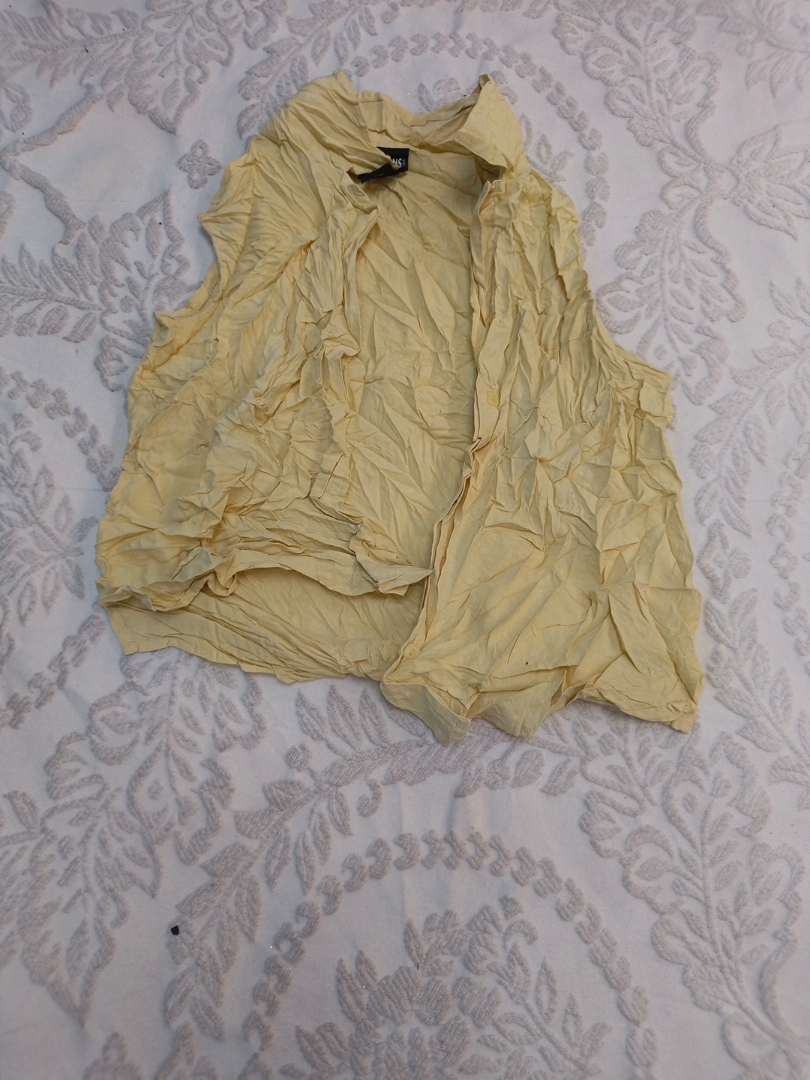 Notations ärmellose Seidenbluse