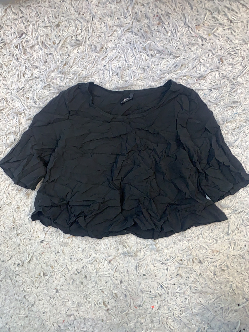 B Jewel Blusa Preta com Mangas em Renda