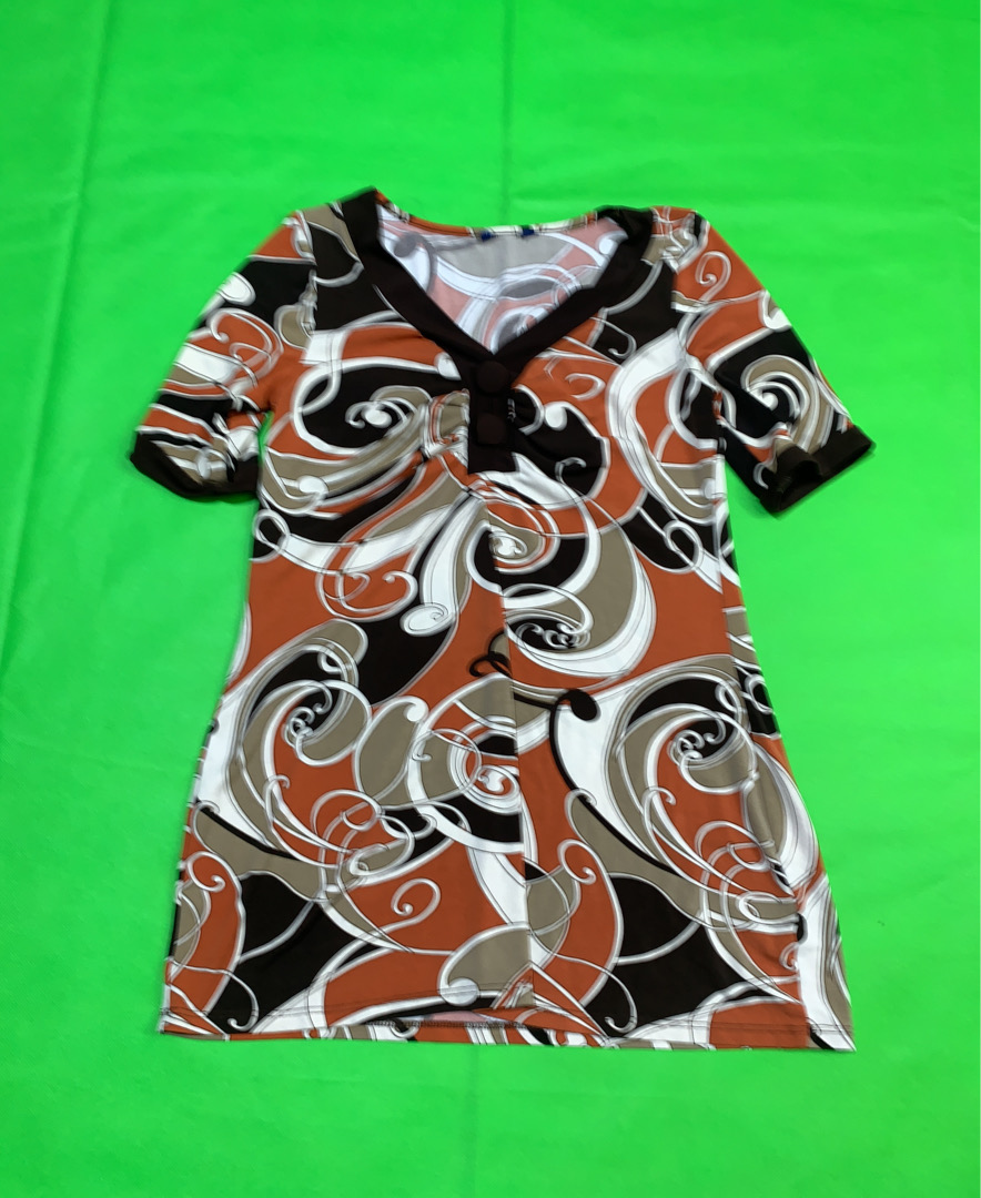 Vestito con motivo a spirale marrone, nero e bianc..