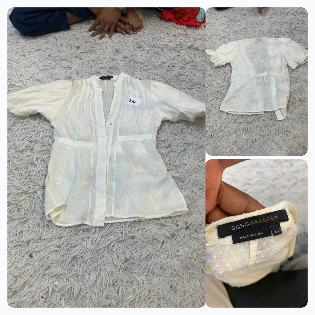 BCBGMAXAZRIA Blusa Bianca con Bottoni