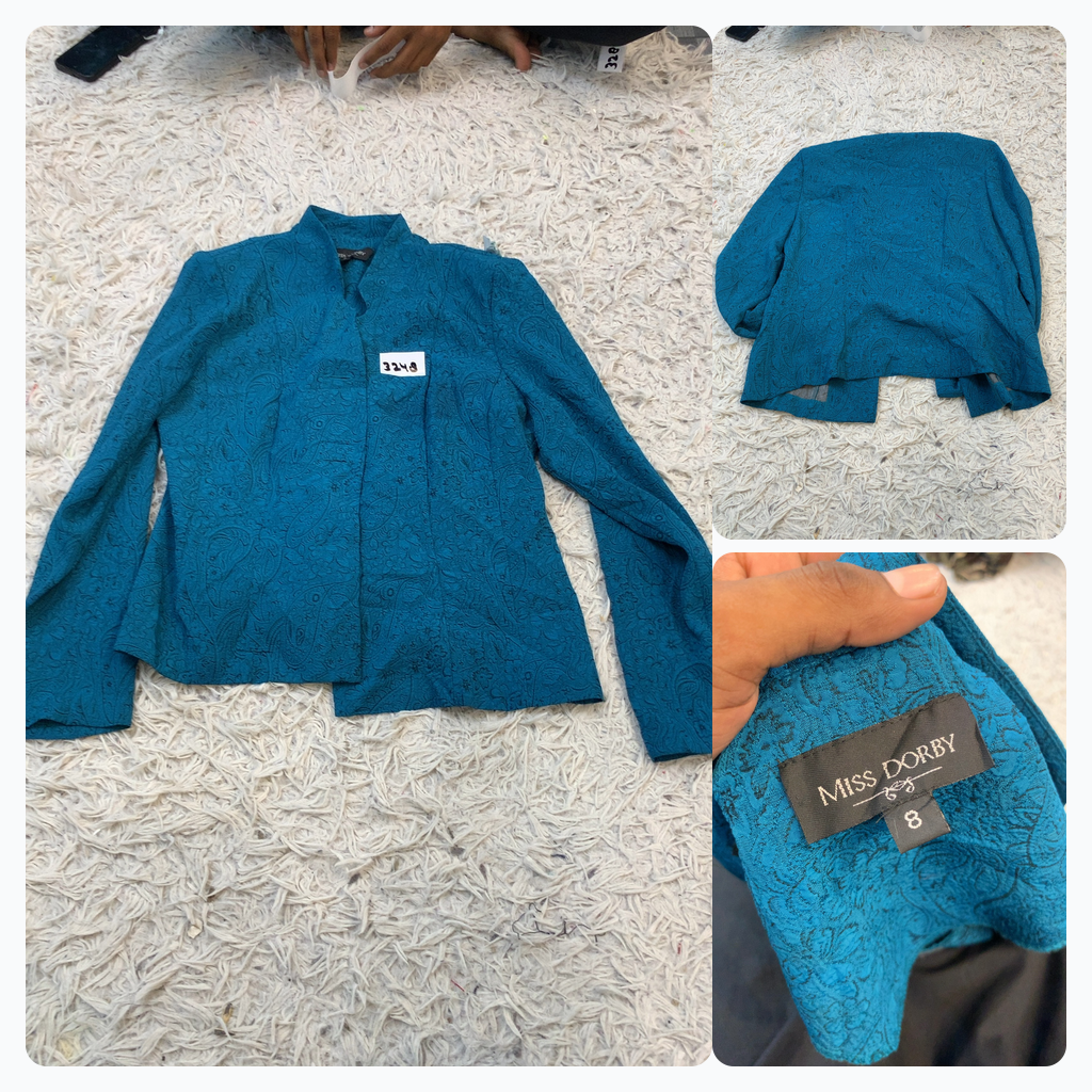 Blazer à motifs paisley teal de Miss Dorby