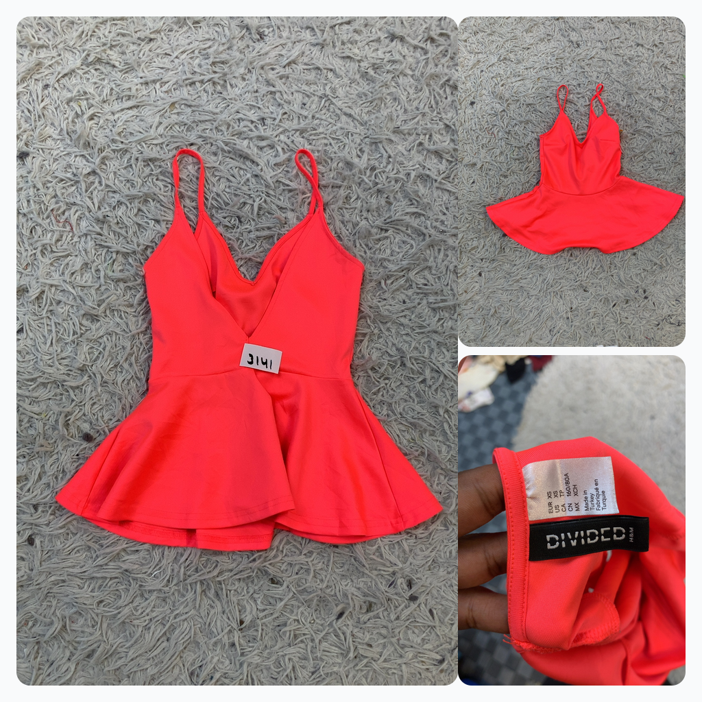 H&M Divided Top de tirantes rosa neón