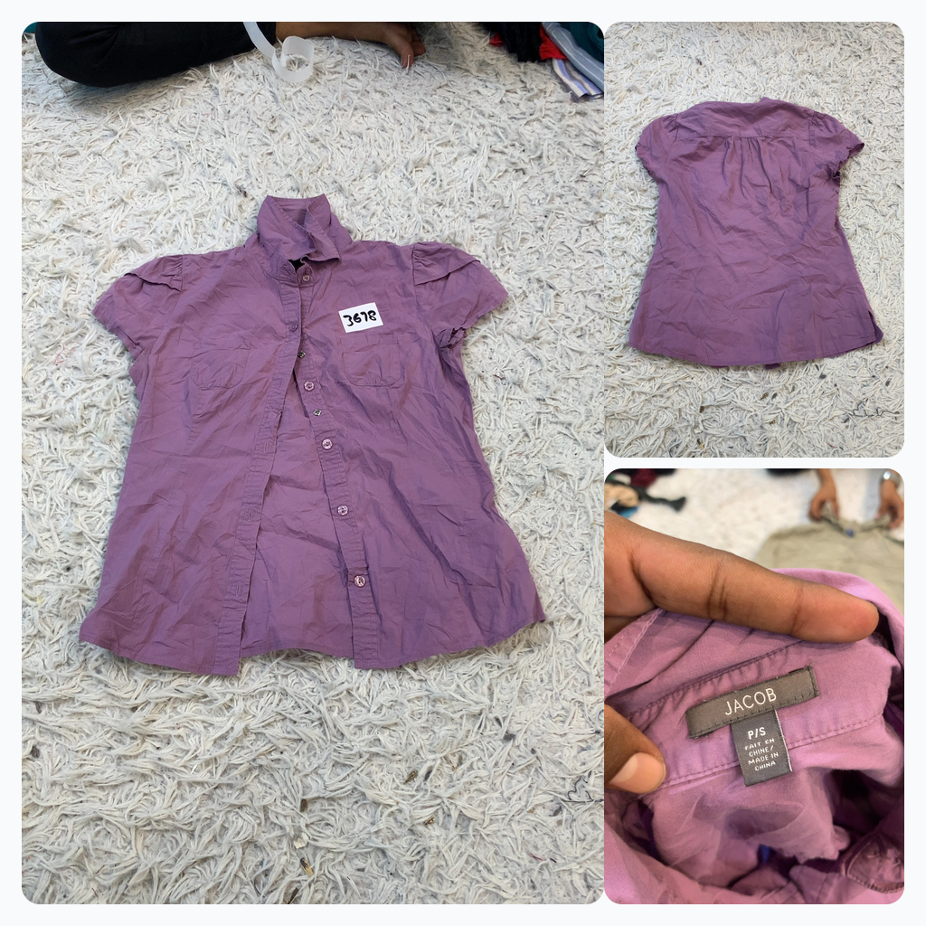 Camisa de botones morada