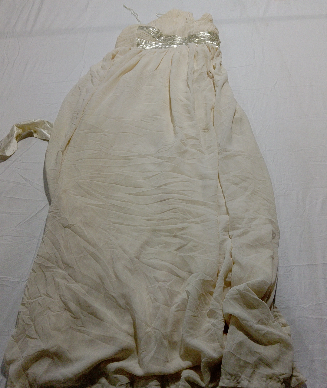 LuLu's White Garment