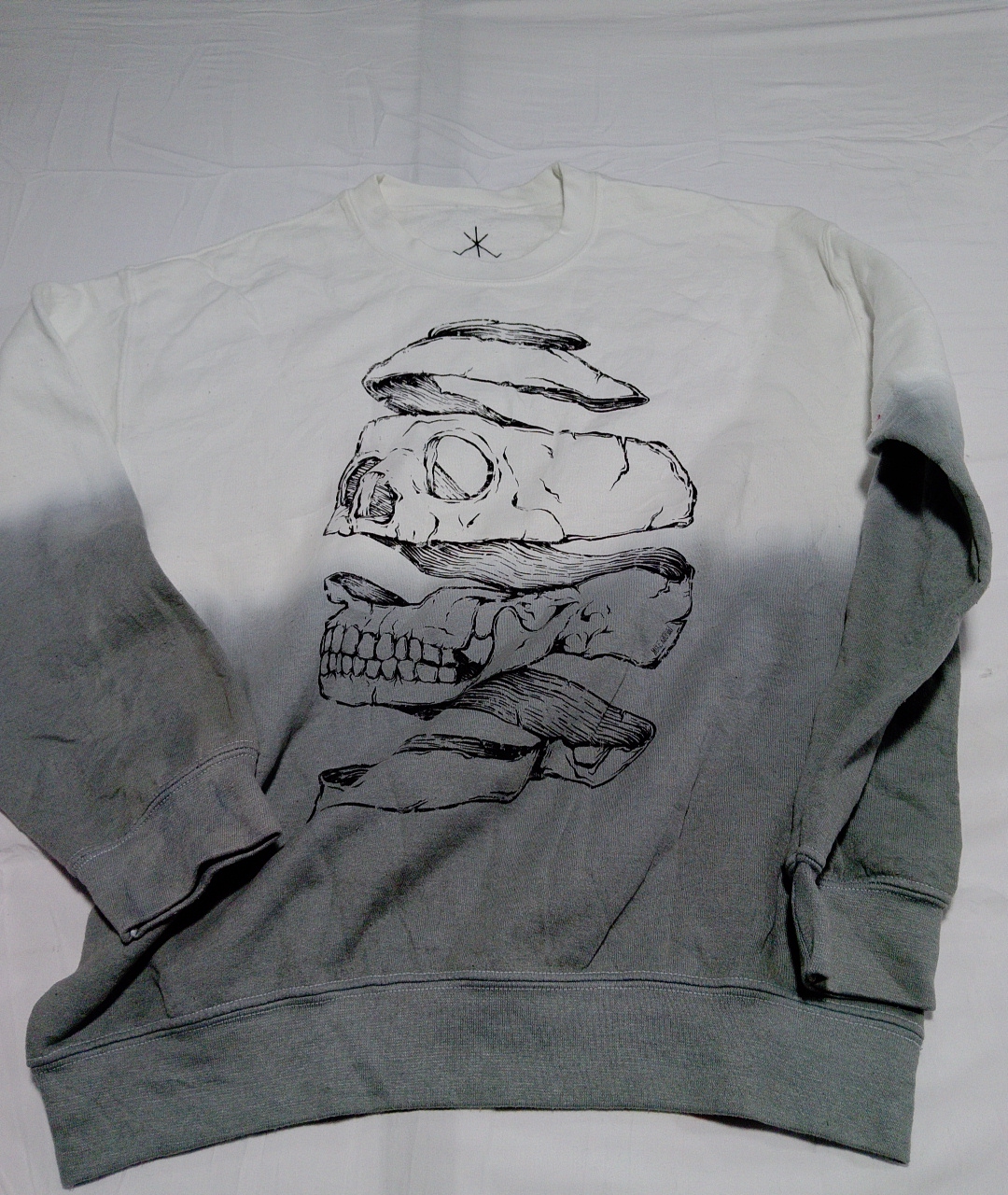 Graphic Skull Ombré Hoodie