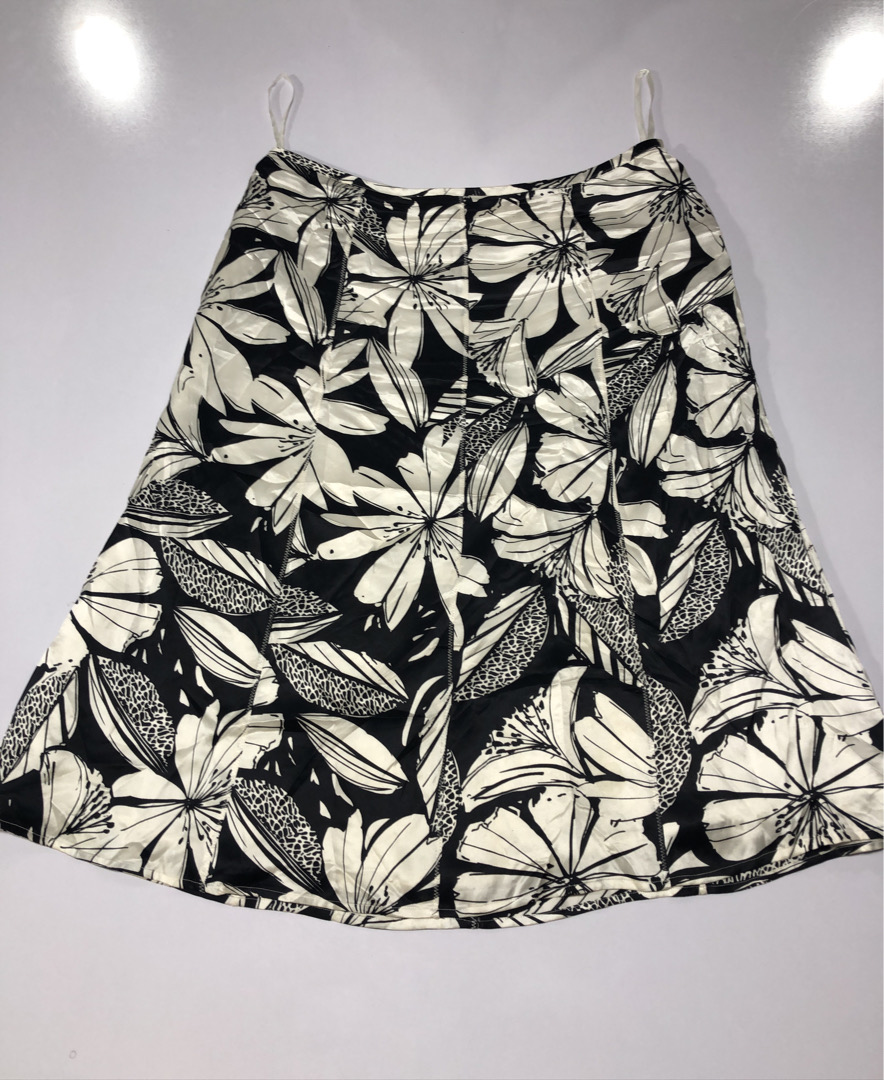 Amanda Smith Floral Skirt