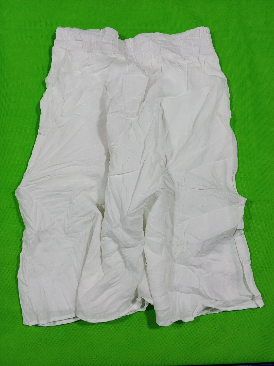 「Eileen Fisher ホワイトパンツ」