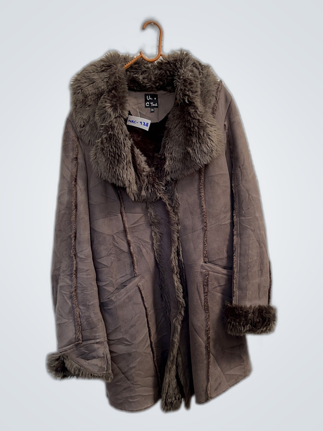 Veste en fourrure grise