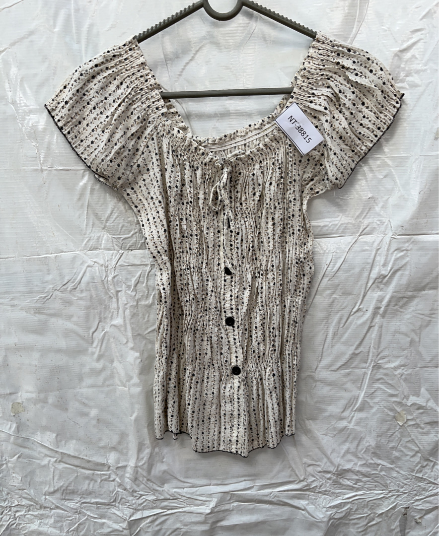 Blouse with Floral Pattern