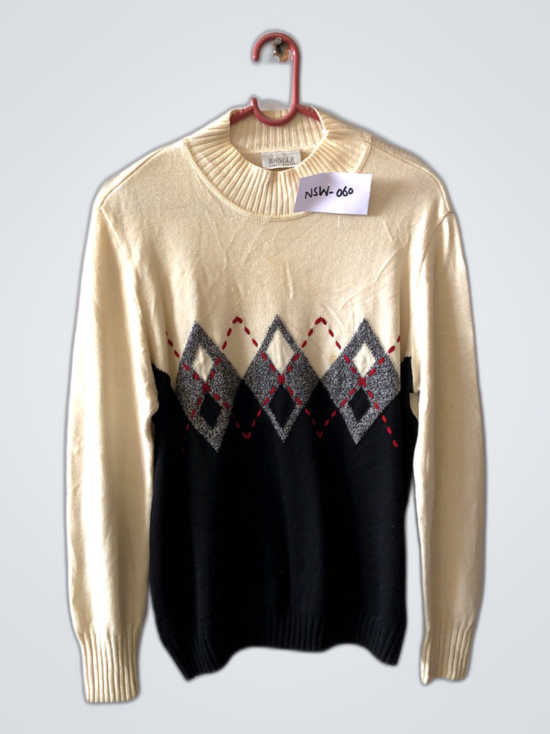 タートルネックニットセーター