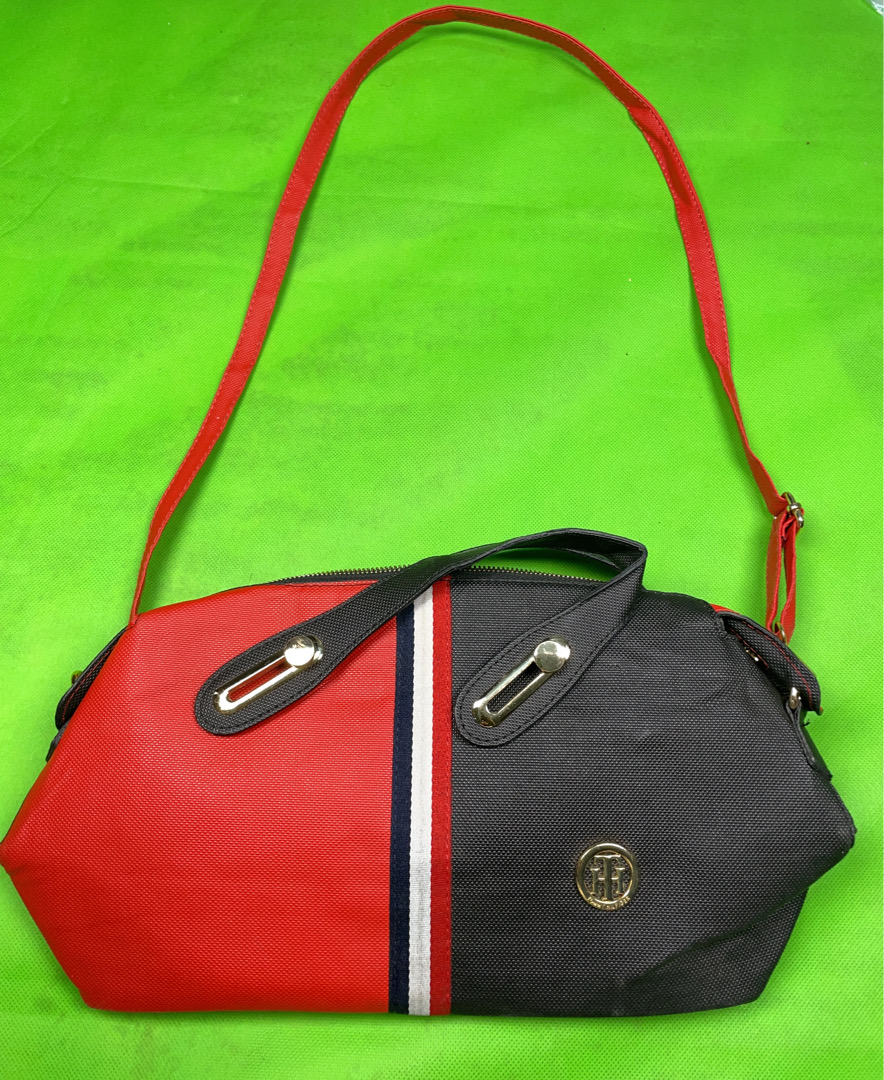 Tommy Hilfiger Duffle Bag