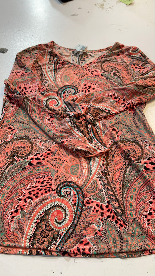 Top de Manga Larga con Estampado Paisley