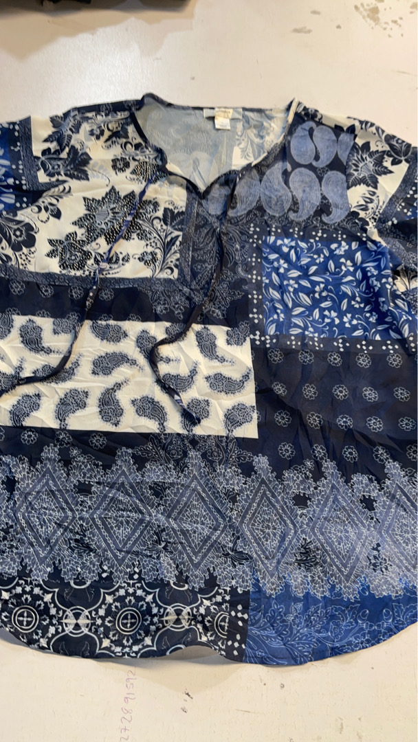 Blusa de estampado patchwork