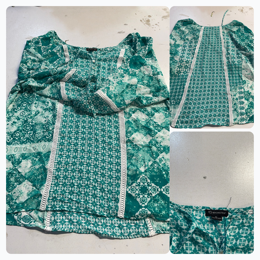 Blusa con patrón verde y blanco