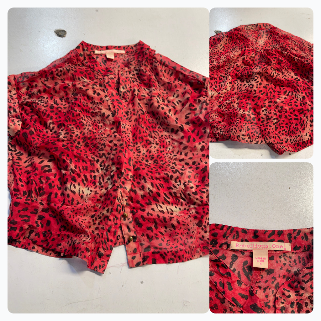 Blusa de estampado animal Rebellious One