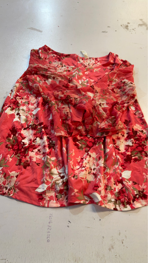 Camiseta com Estampa Floral