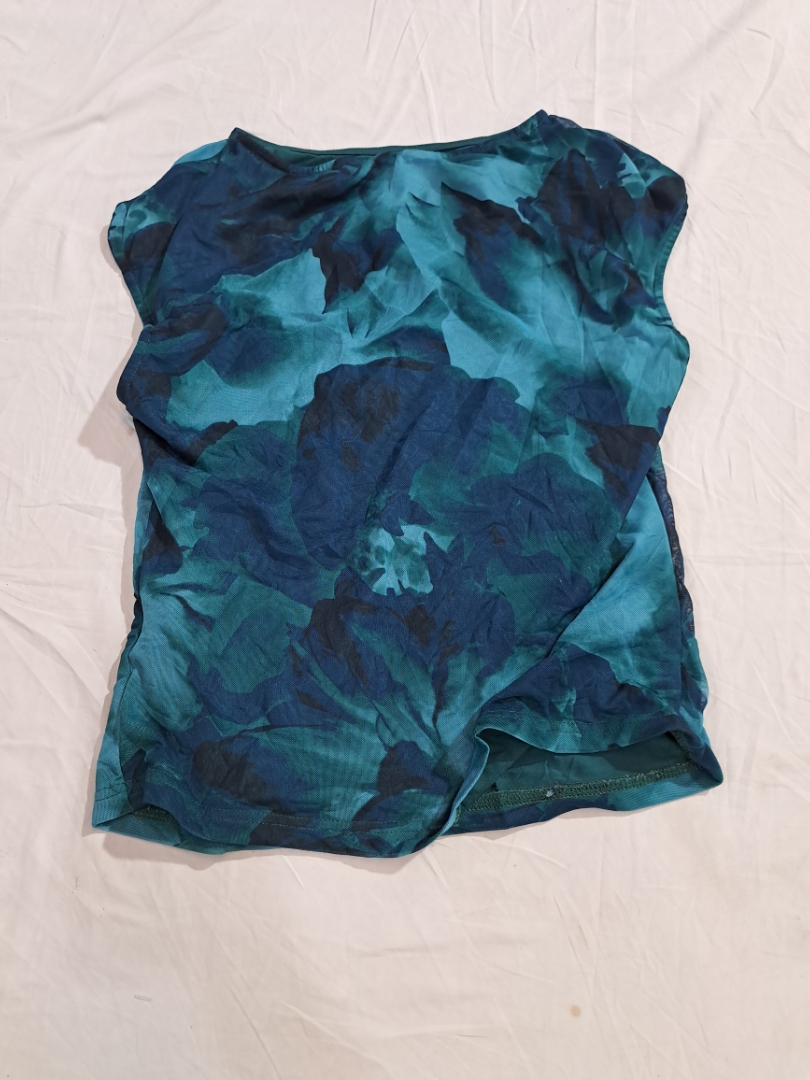 Pretty Garden Floral Print Top