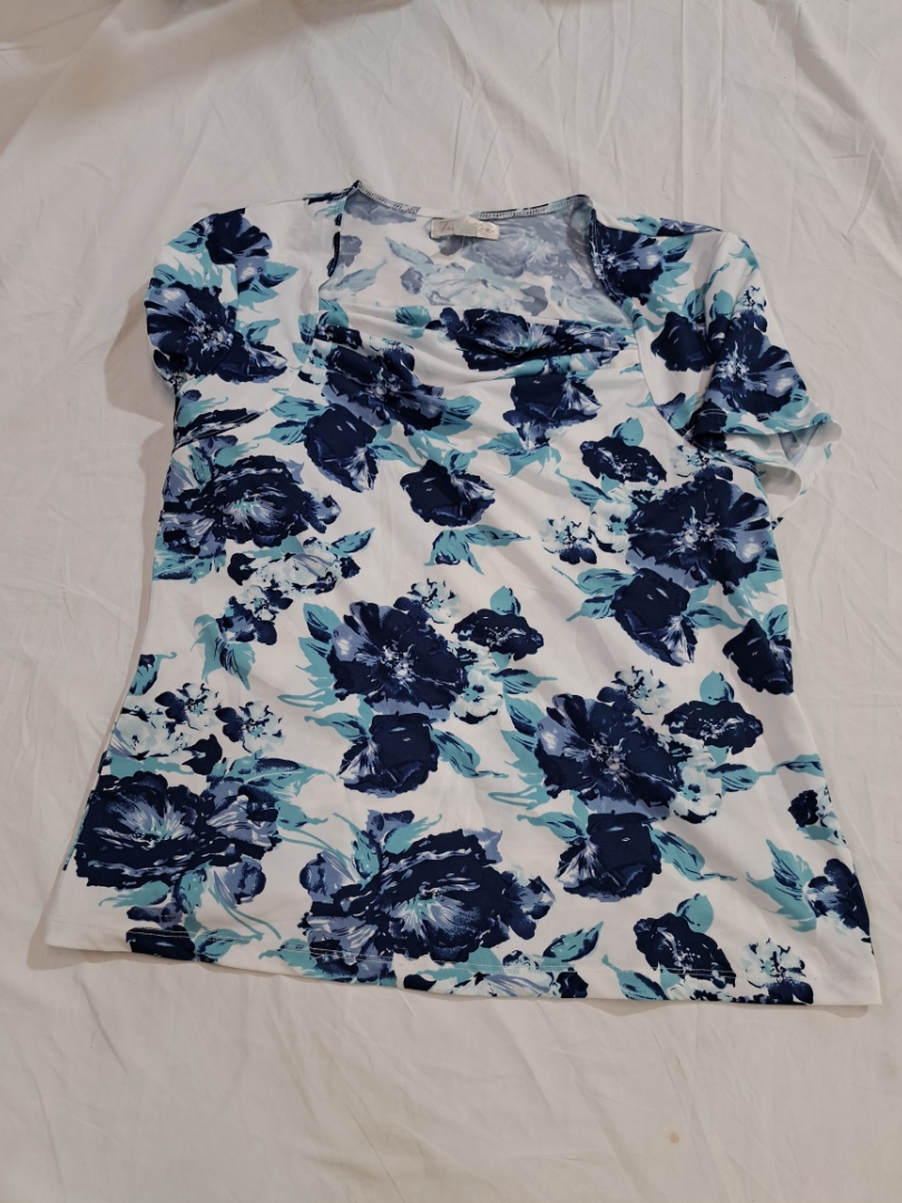 Floral Print T-shirt