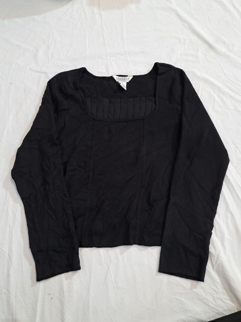 Top en tricot à manches longues noires