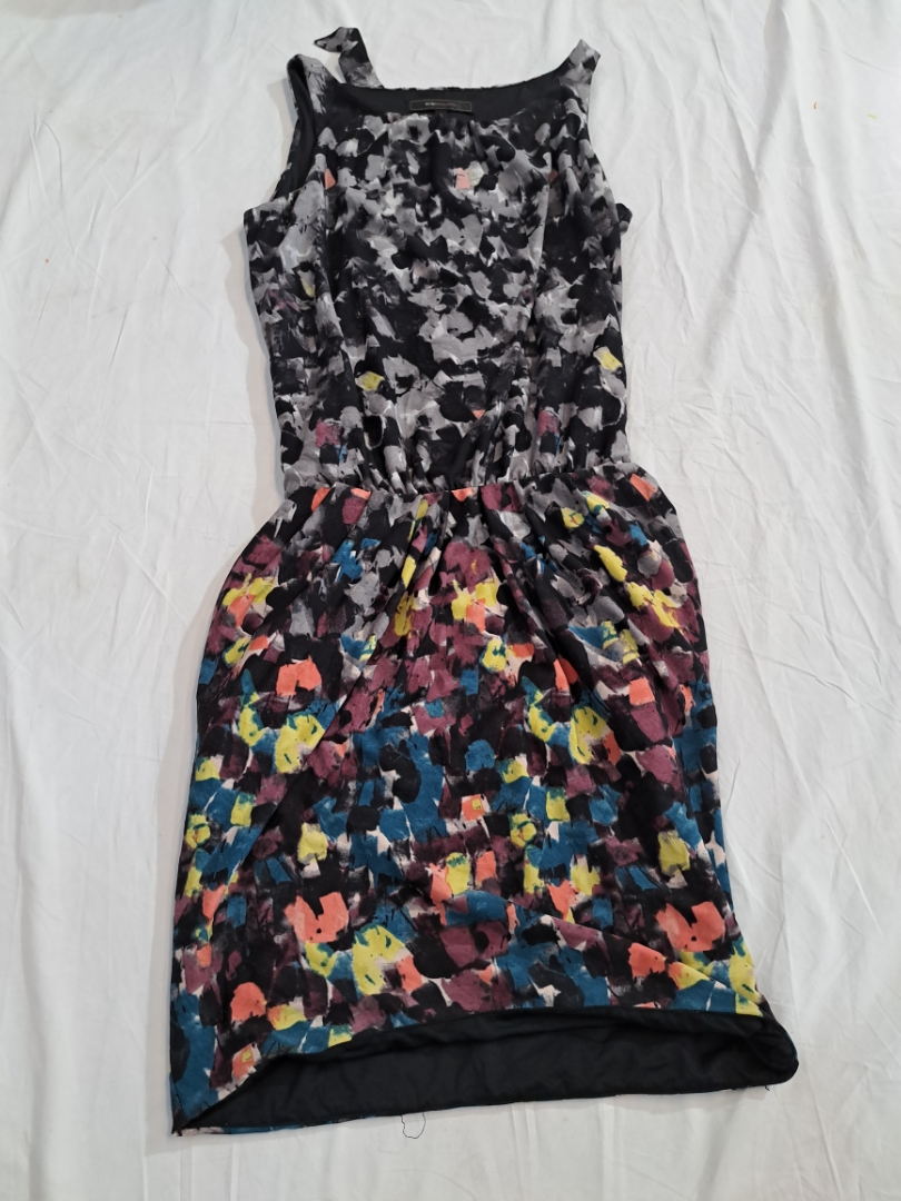 BCBGMAXAZRIA Sleeveless Printed Dress
