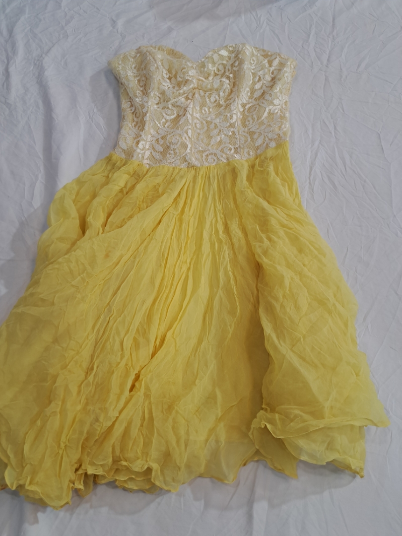 a la Carte Yellow Strapless Dress