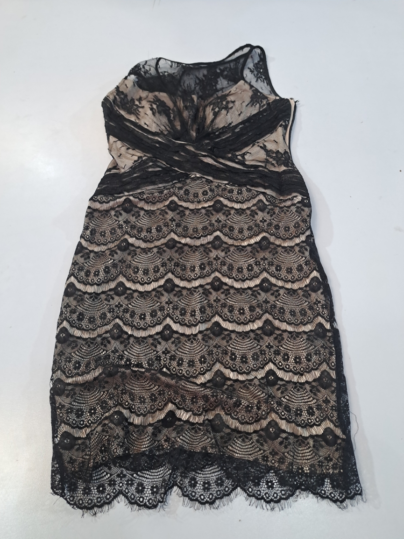 DRESS von Jax Schwarzes Spitzenkleid