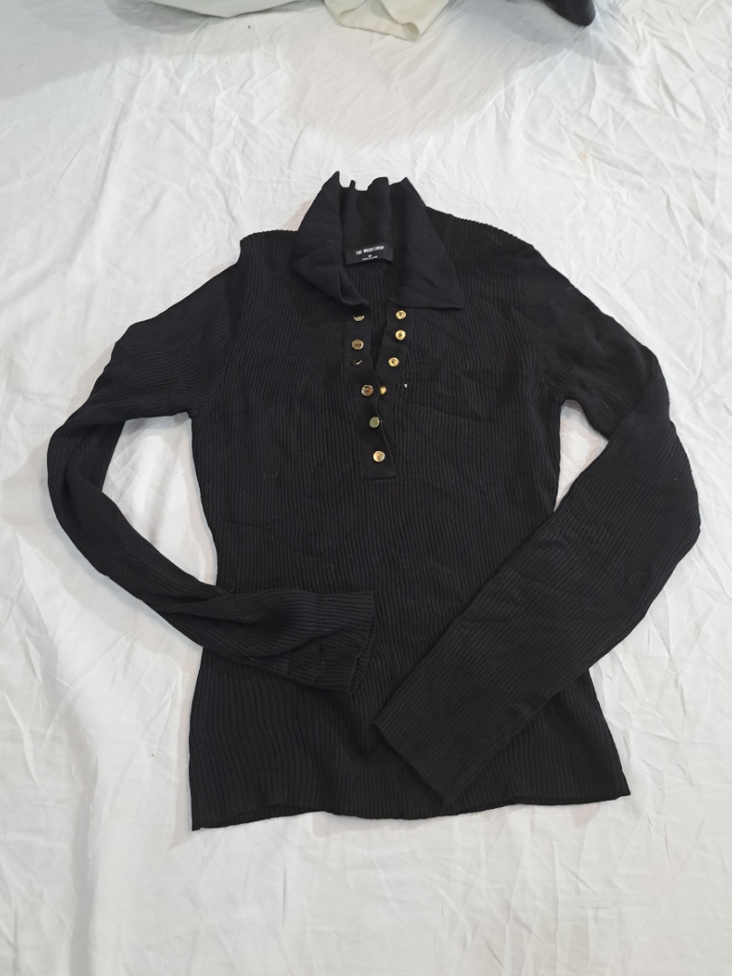 Das Workshop Schwarzes Rippstrick Langarmtop