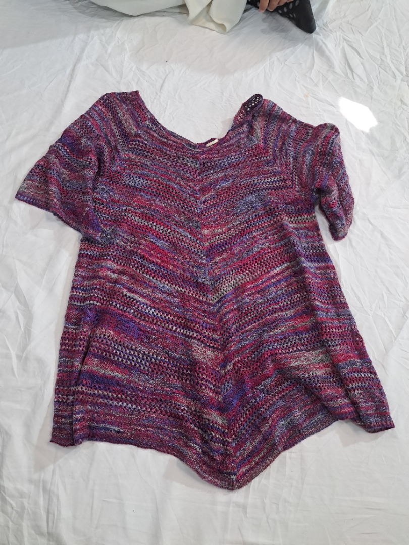 Mehrfarbiger Strickoberteil