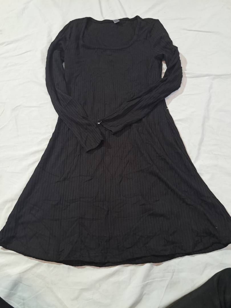 Old Navy Black Ribbed Long Sleeve Dress